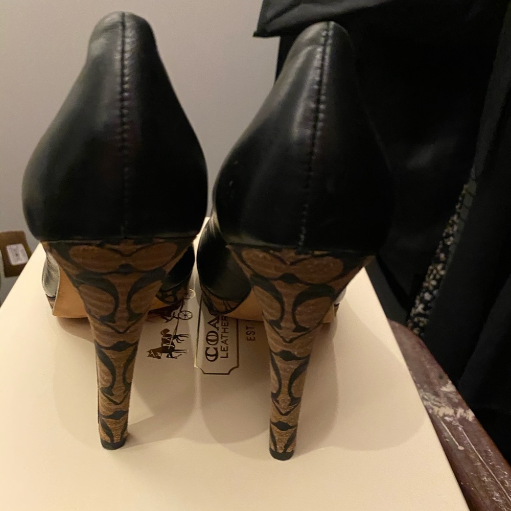 Coach Layla Signature Heels - Picture 3 of 5
